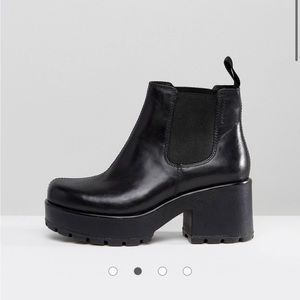 Vagabond leather boots